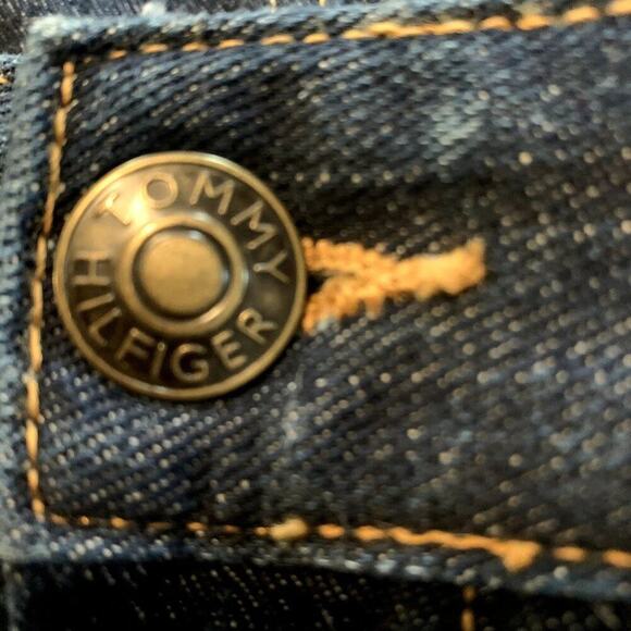 Tommy‎ Hilfiger Distressed Dark Wash Jean Skirt Size 10 - Picture 2 of 7